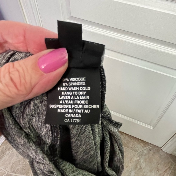 Perry L Women’s Grey Blend Cowl Neck Long Sleeves Viscose Blend Top Size M.  New - Picture 9 of 9